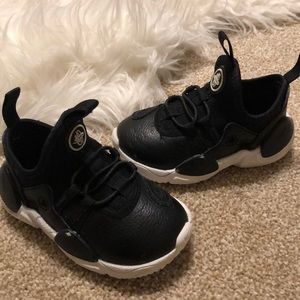 Nike Huarache Edge sneaker